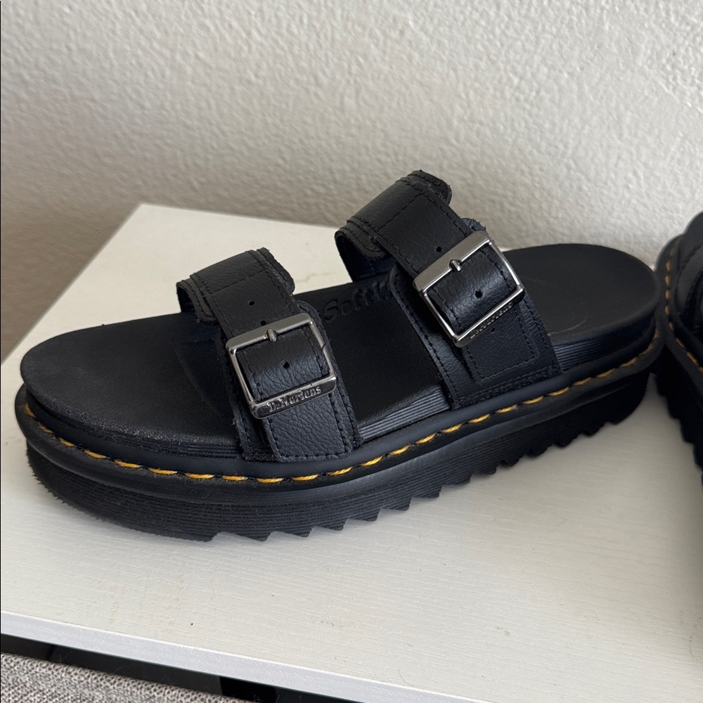 Dr Martens Black Womens sandals - Picture 3 of 6